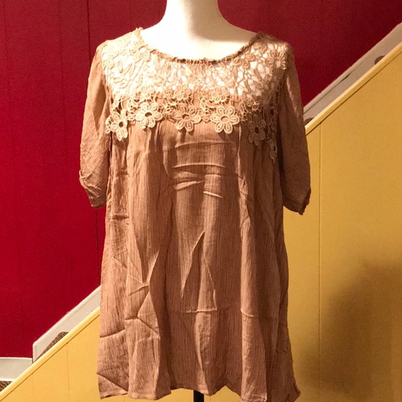 Make Offer 🌷Rose Crochet Lace & Oil Washed Tunic - Picture 5 of 5